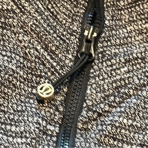 Lululemon Full Zip Jacket High Collar - Picture 6 of 7